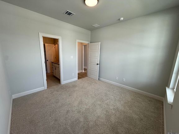 3rd image of 9050 Parkway Dr