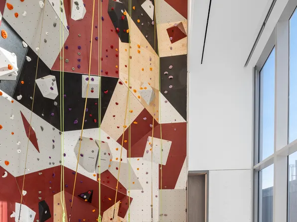 1 City Point image 13 of 26