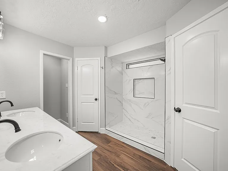 8611 Spruce Mill Dr — Photo 12