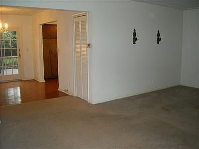 4th image of 6115 Dorwood Dr