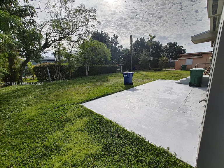 14901 NW 9th Ct — Photo 42