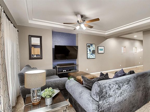 5th image of 10948 Dayton Way