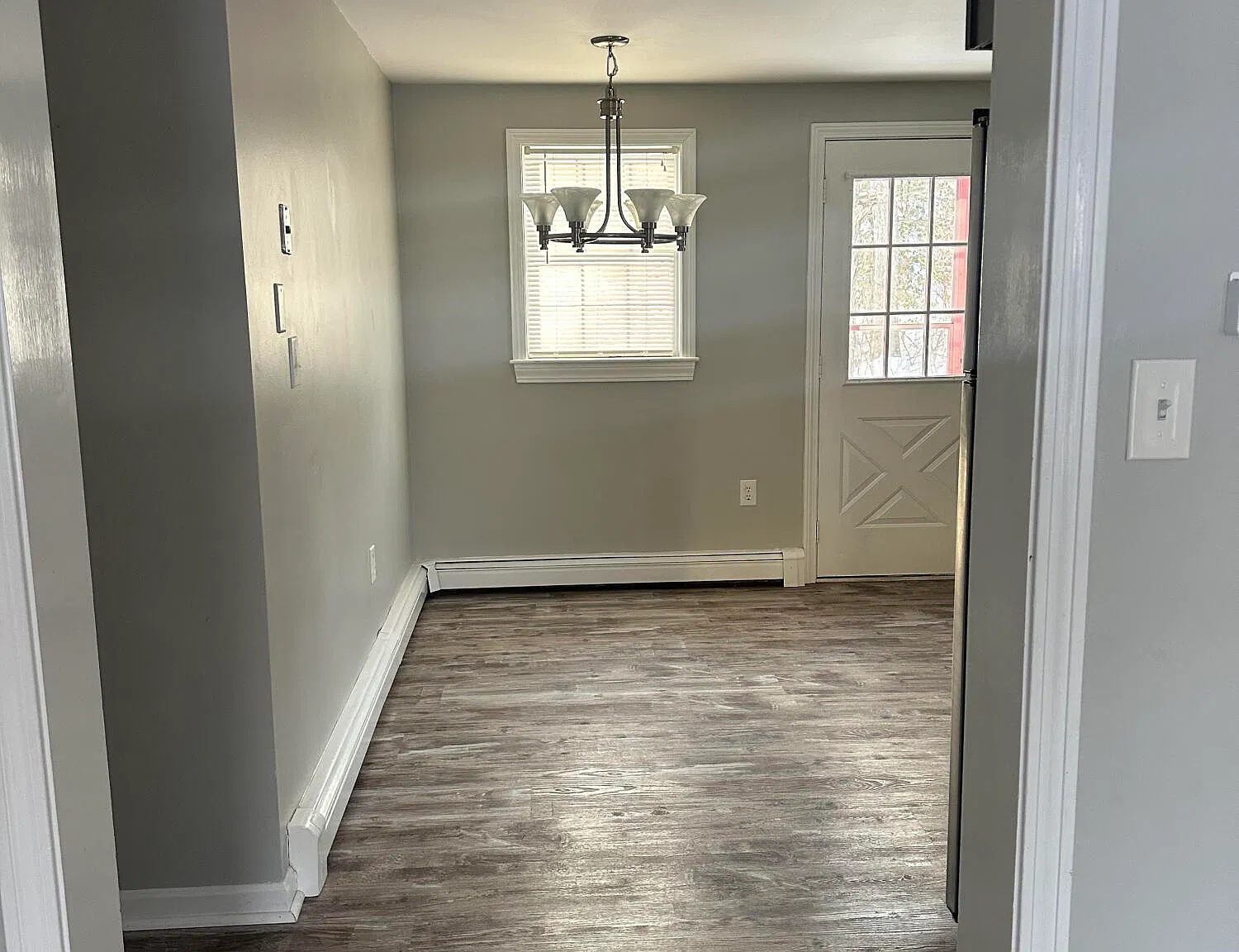 2 bed, 1.5 bath, 1944 sqft, $2,400 — Photo 4
