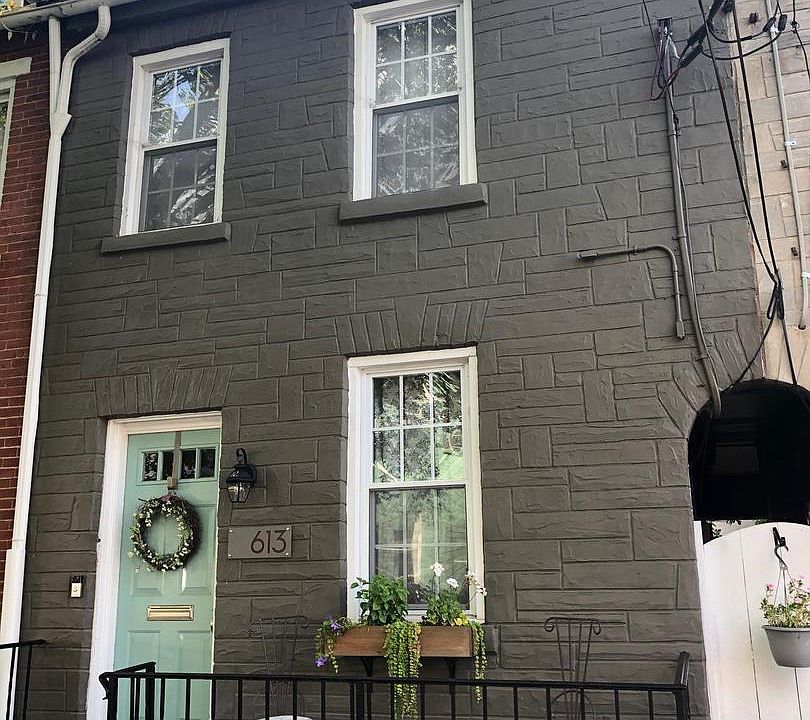 1st image of 613 Saint Joseph St