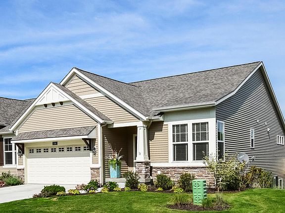 2nd image of 506 W Abbey Mill Dr SE #28