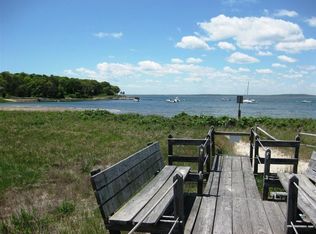 250 Wings Neck Rd, Pocasset, MA 02559
