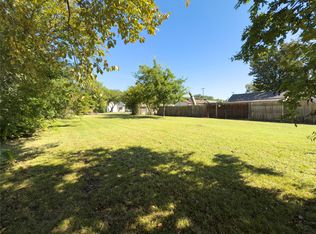 400 E Sycamore St, Sherman, TX 75090