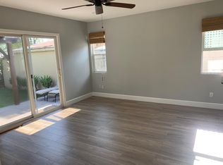 17421 Collins St, Encino, CA 91316