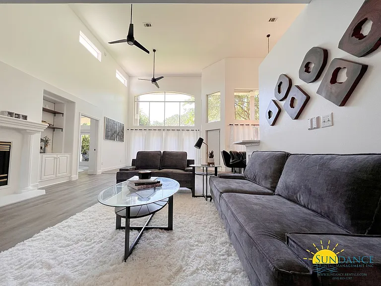 875 Indigo Loop — Photo 16