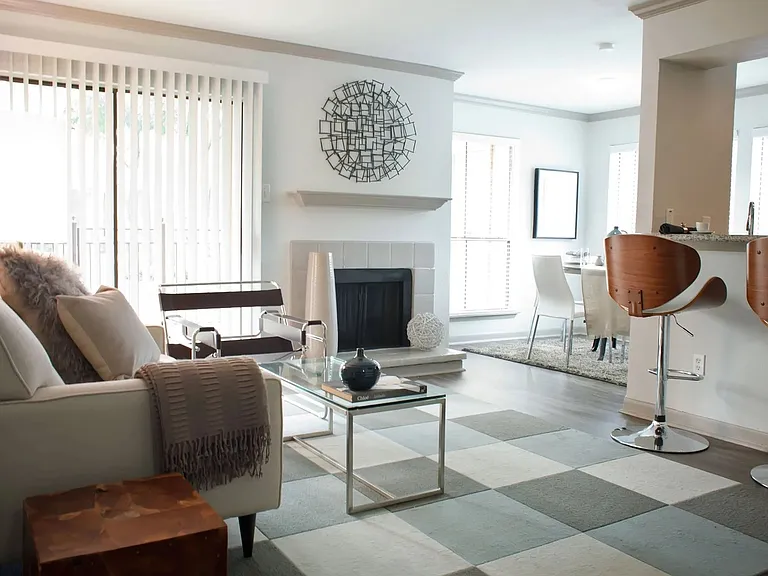 Living Area | Trailpoint at The Woodlands