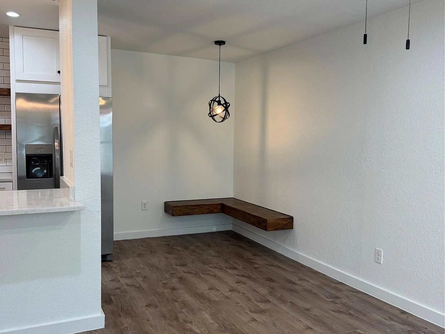 2 bed, 1.5 bath, 802 sqft, $1,250 — Photo 3