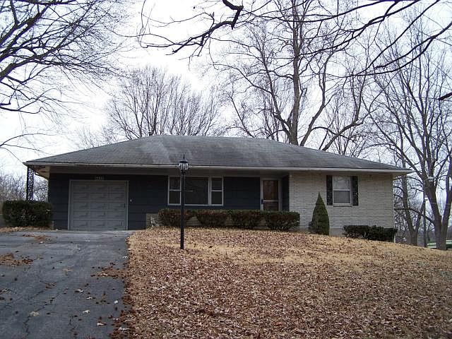 1st image of 8625 E 59th St