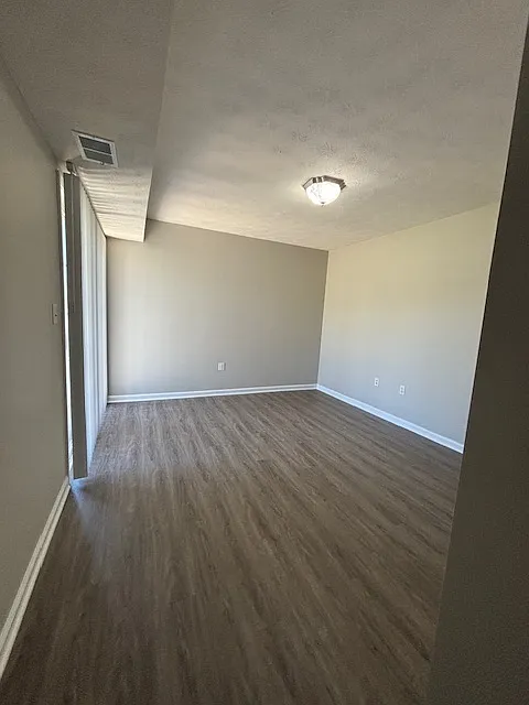 Building Photo - 101 Braxton Ct #A