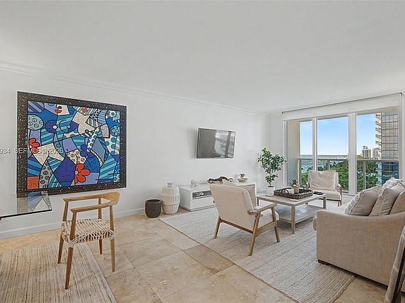 3rd image of 2301 Collins Ave APT 908