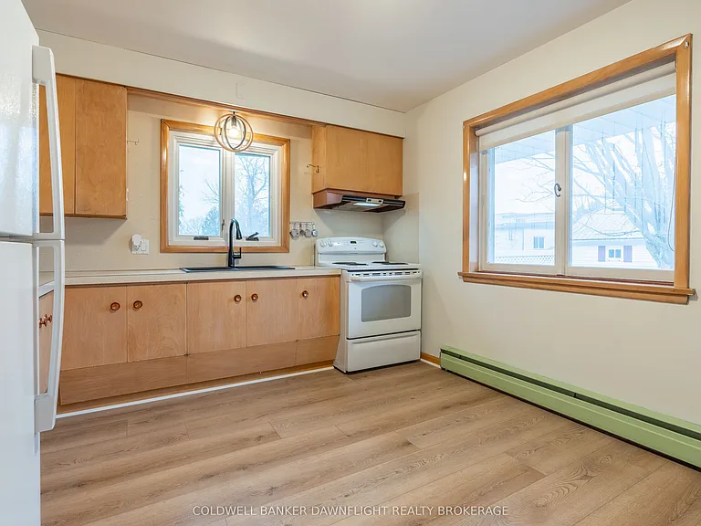 394 William St — Photo 3