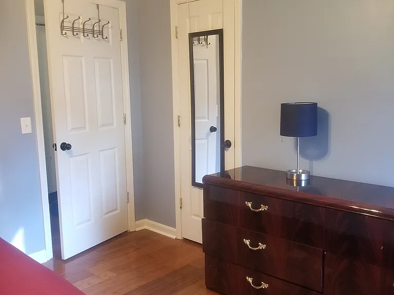 Meadow Oak Dr — Photo 19