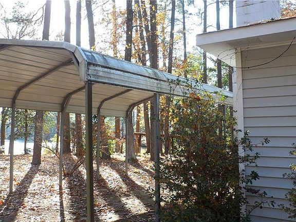 4th image of 11086 Loblolly Ln