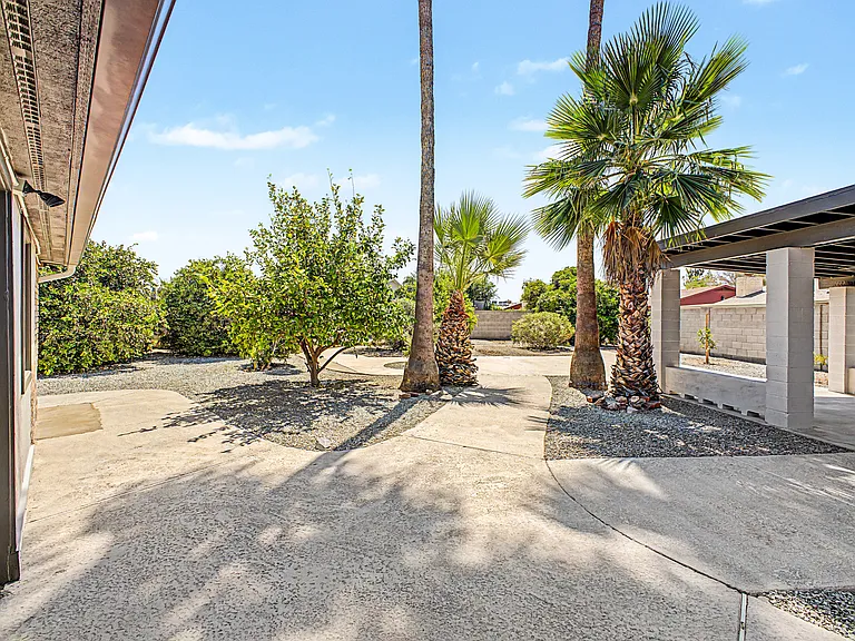 3027 W Tierra Buena Ln — Photo 37