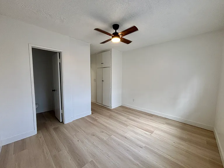 2126 W 182nd St #2 — Photo 7