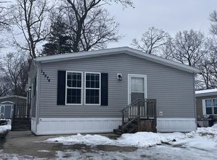 13574 Springbrook Dr #82, Grand Haven, MI 49417