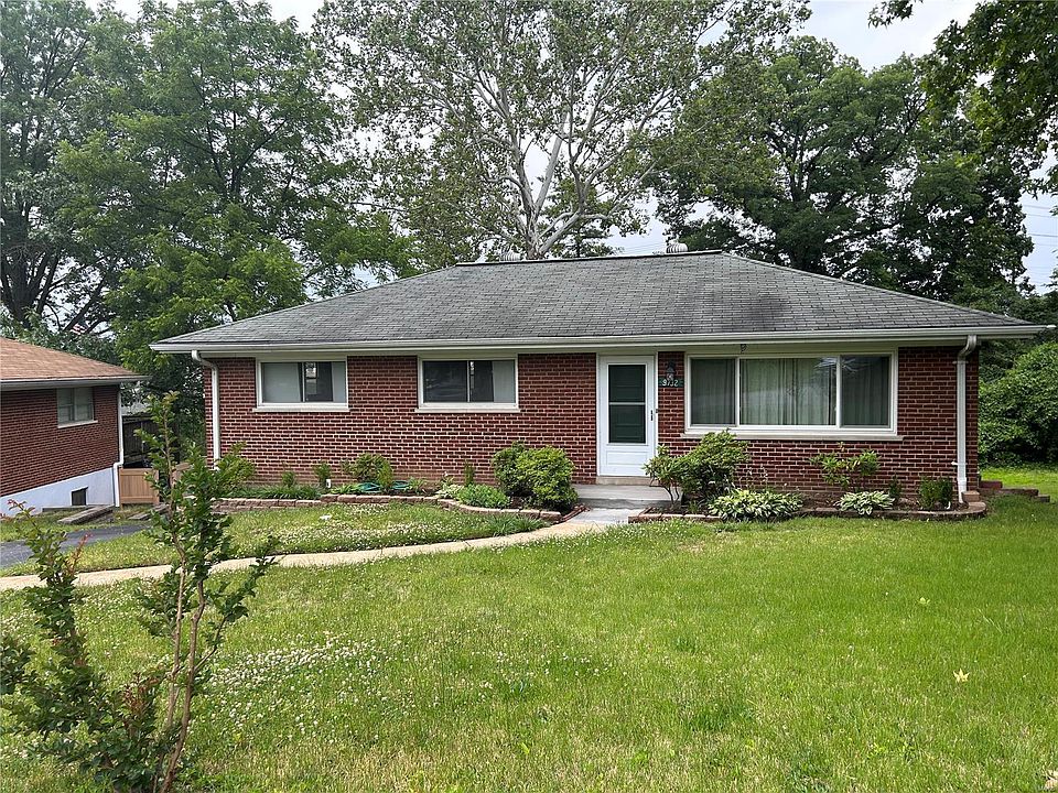 1st image of 9732 Greenview Dr