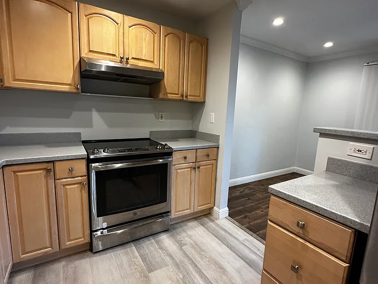 1530 Sunnyvale Ave #12 — Photo 12