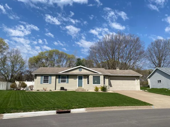 2818 Cedar Ave S, Holmen, WI 54636