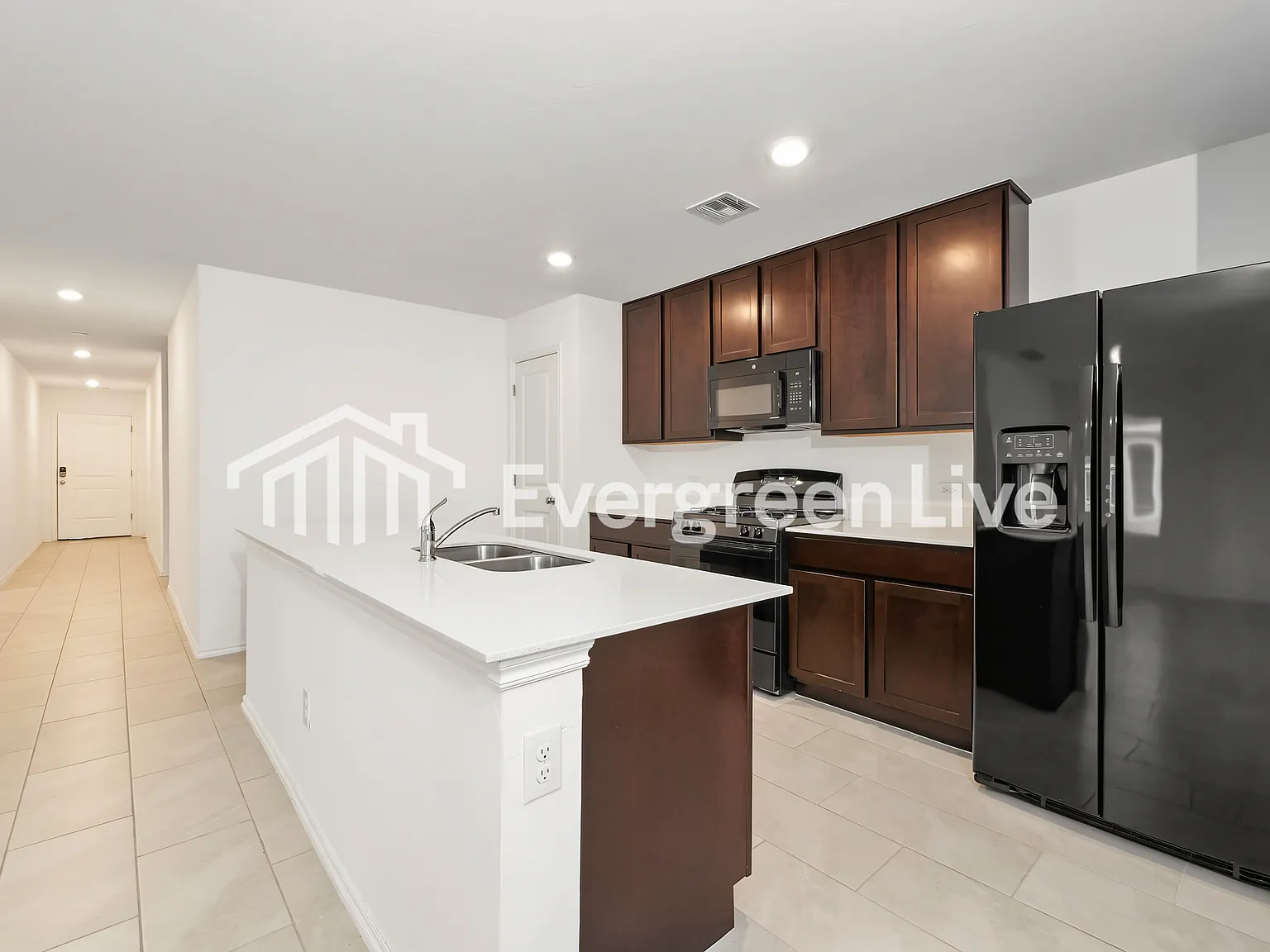 4 bed, 2.0 bath, 1667 sqft, $1,495 — Photo 4