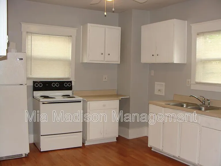 20 Culver St — Photo 8