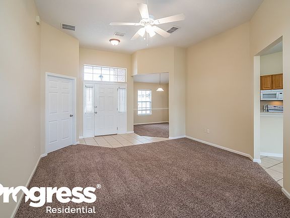 3rd image of 3000 Southbank Cir
