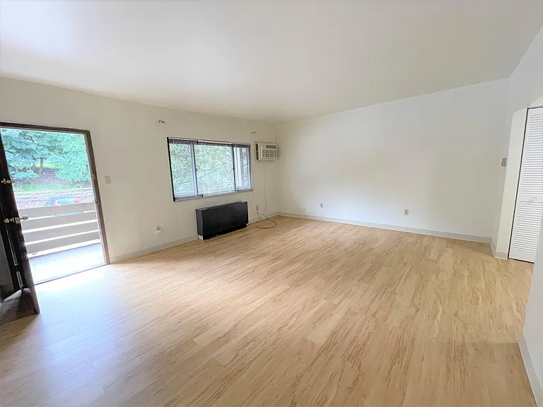 6350 Forward Ave #16 — Photo 16