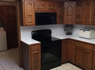 1109 Rolling Oaks Rd, Grove, OK 74344