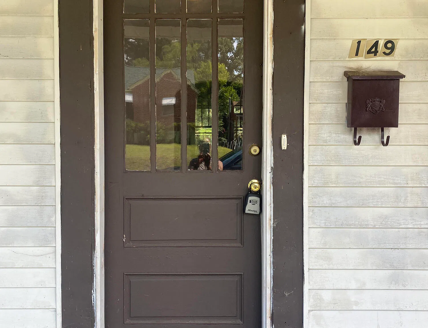 2 bed, 1.0 bath, 1212 sqft, $914 — Photo 2