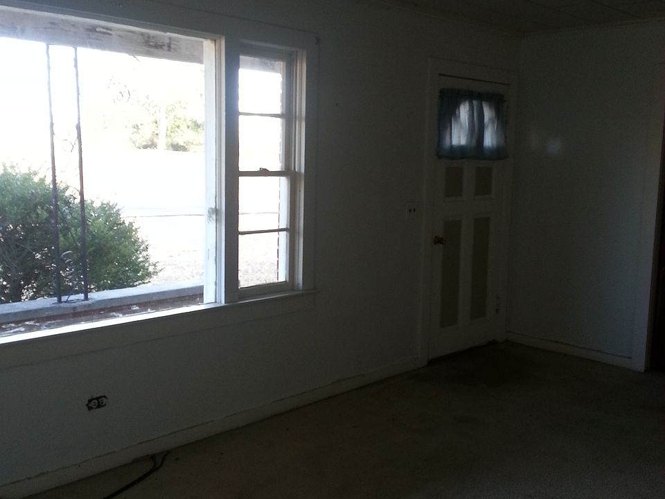 2nd image of 7612 Hwy 503