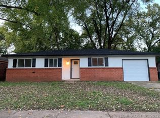 710 W 27th St, Sand Springs, OK 74063