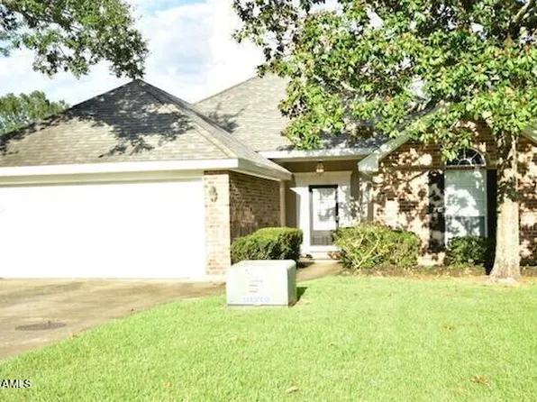 208 E Weeks Dr, Youngsville, LA 70592