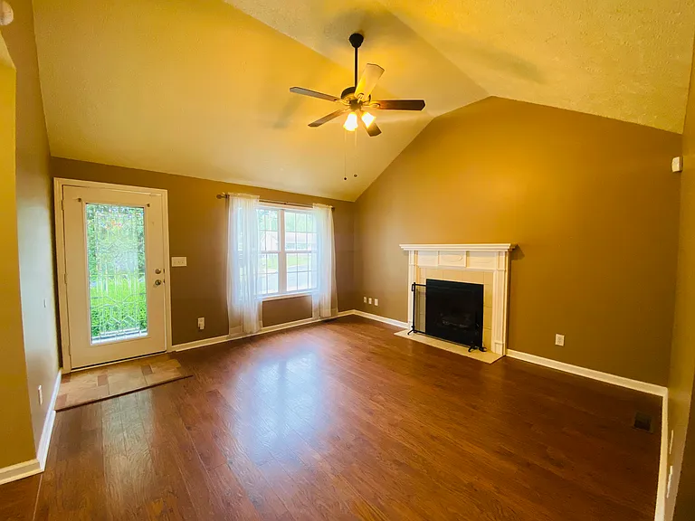 2754 Applemill Ct — Photo 13