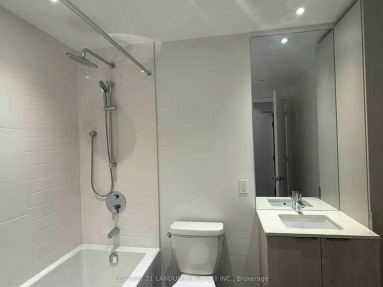 448 Burnhamthorpe Rd W #4710 — Photo 9