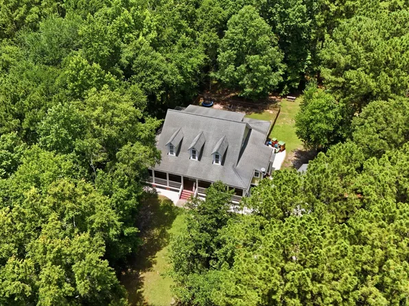 1404 Leisure Dr, Summerville, SC 29486