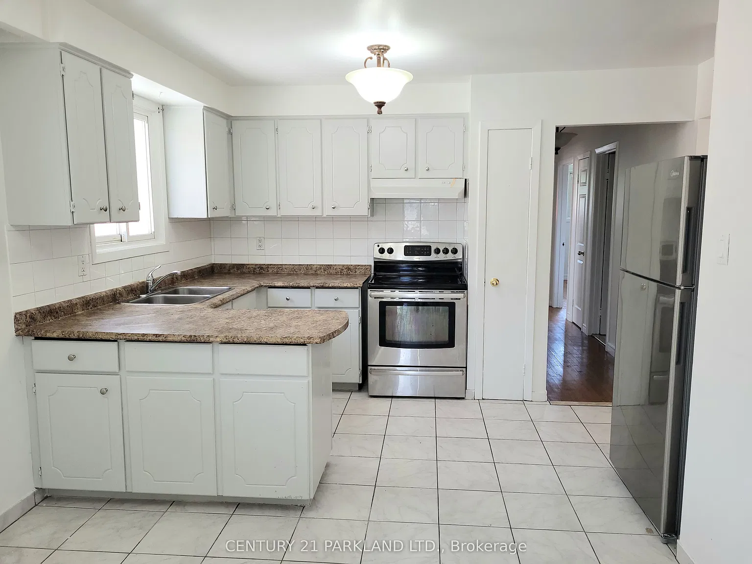 3 bed, $2,650 — Photo 3