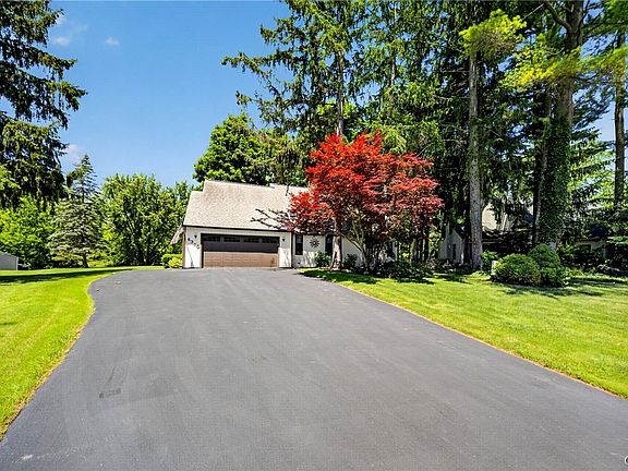 2nd image of 6310 Yulewood Cir