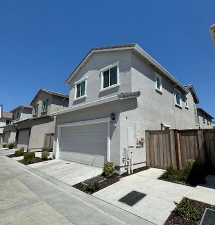 5072 Molino Cir