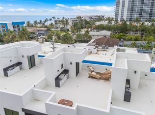 3226 NE 7th St, Pompano Beach, FL 33062