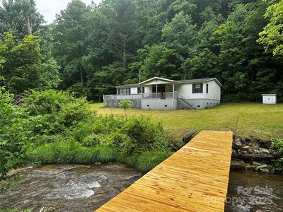 731 Pigeon Roost Rd, Green Mountain, NC, 28740