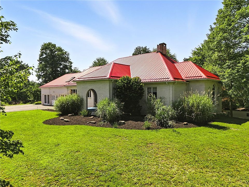 1st image of 341 Paris Colliers Rd