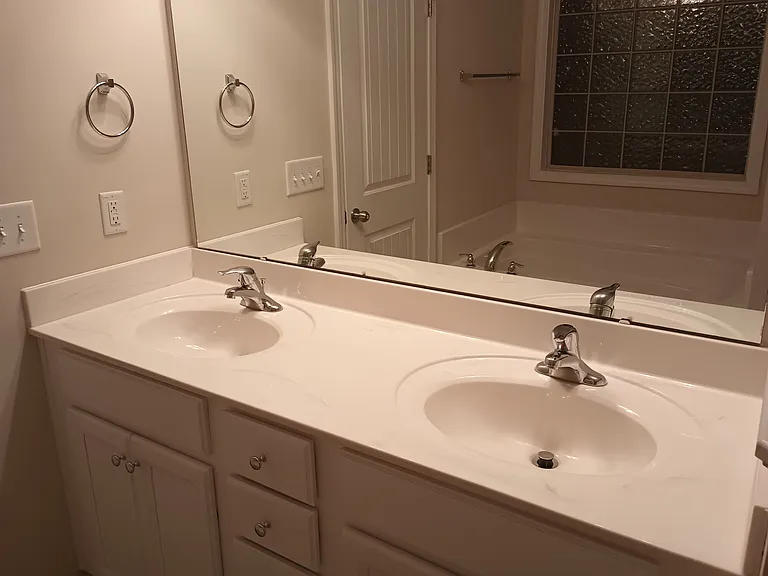 247 Cypress Hill Ln — Photo 12
