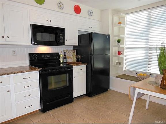 3rd image of 2976 Woodbridge Crossing Dr #2976