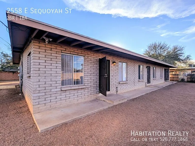 2558 E Sequoyah St — Photo 17