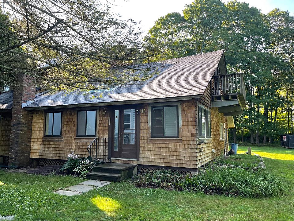 2nd image of 1209 Durham Rd #A