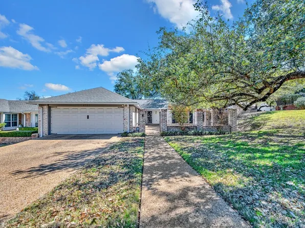 4552 Westchester Dr, Waco, TX 76710